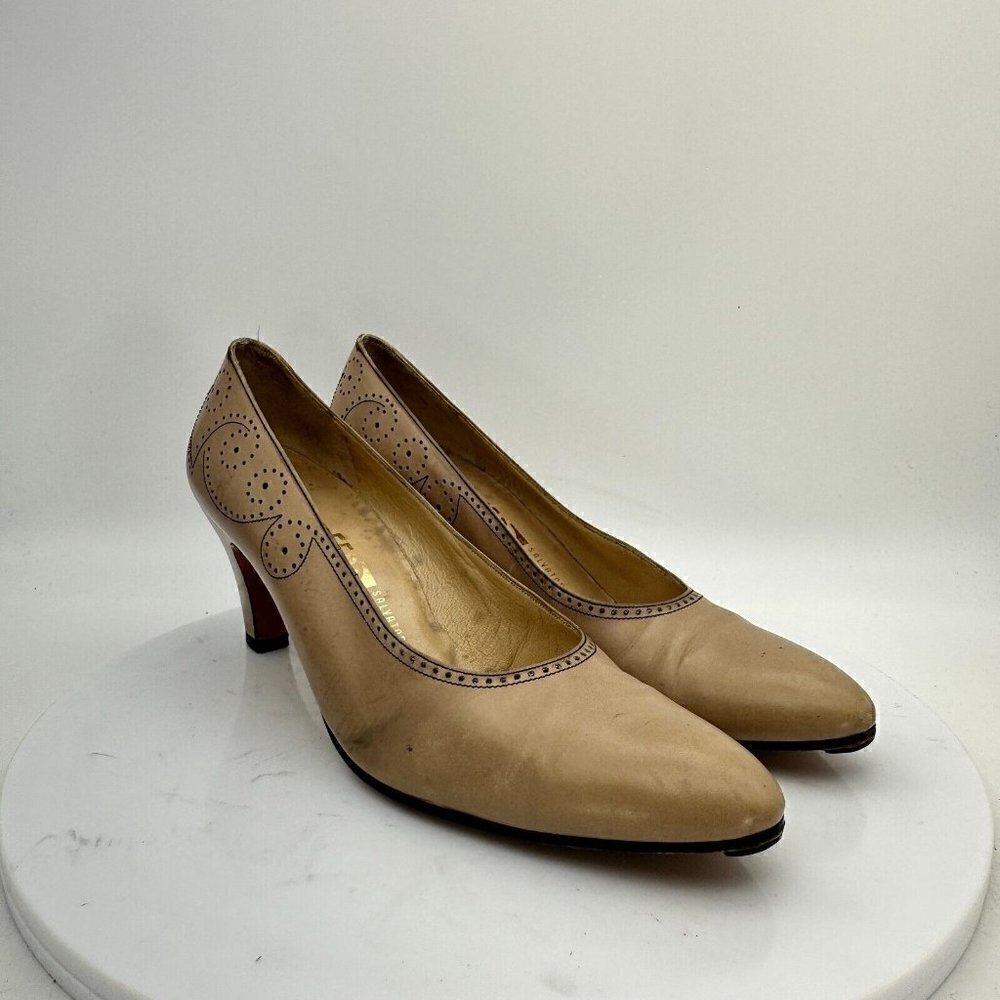 Salvatore Ferragamo Women Size 8.5 AAAA Creme Taupe Leather Heels Pump Shoes - Picture 4 of 15